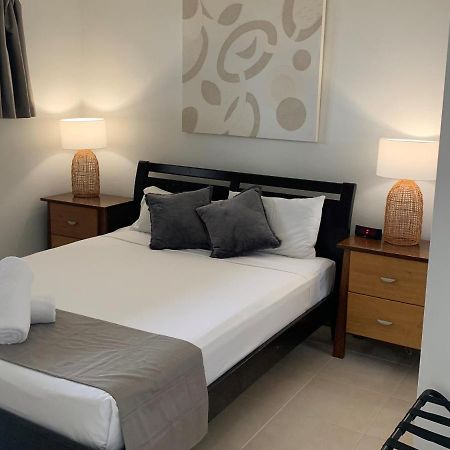 Airlie Beach Apartments Dış mekan fotoğraf