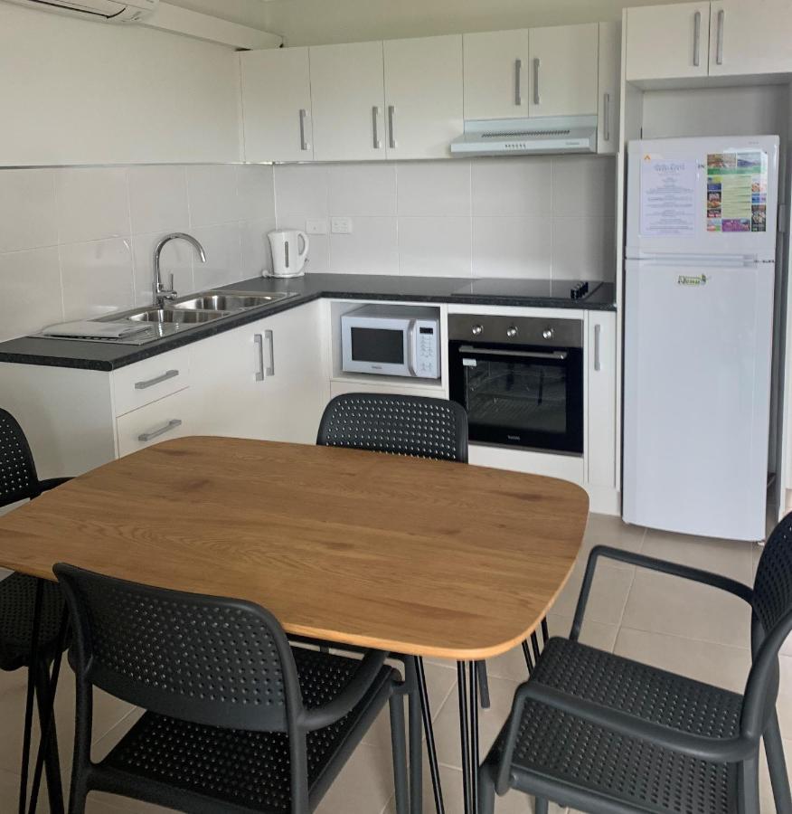 Airlie Beach Apartments Dış mekan fotoğraf