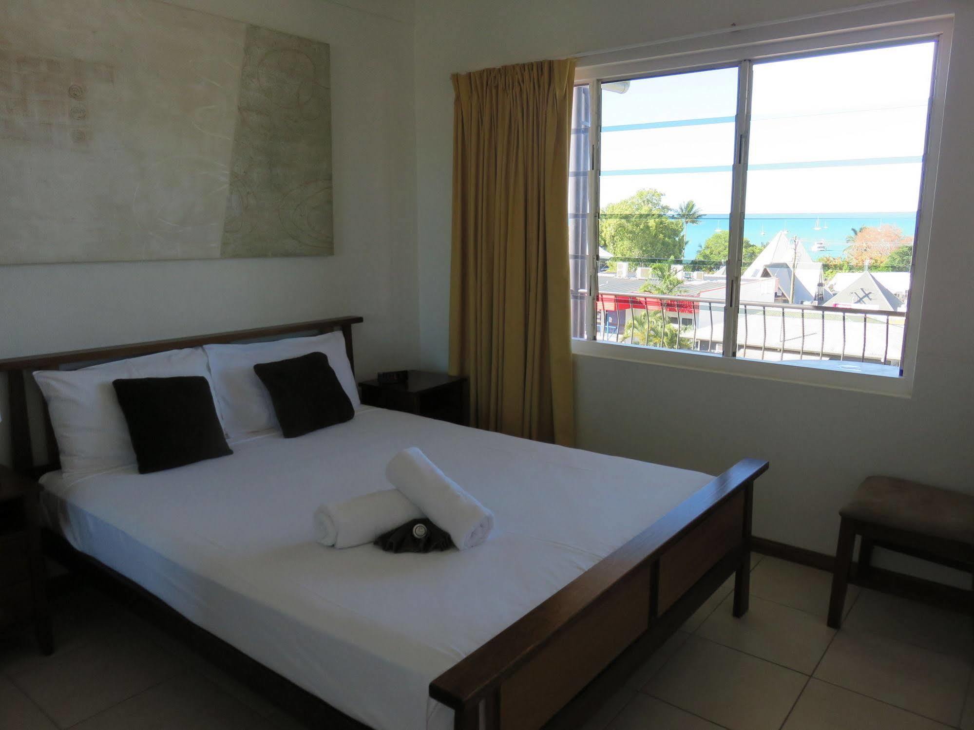 Airlie Beach Apartments Dış mekan fotoğraf